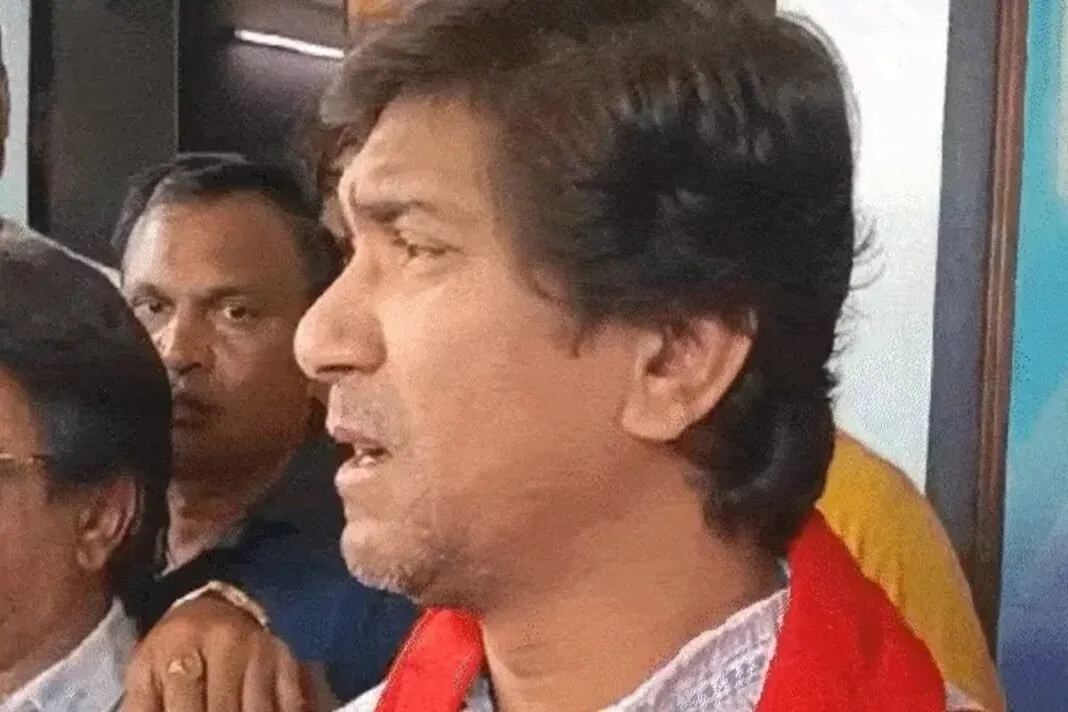 Vikram Thakor Explosive Statement : વિક્રમ ઠાકોરનું વિસ્ફોટક નિવેદન: શંકર ચૌધરીને ‘મીડીયેટર’ ગણાવ્યા, કહ્યું – ‘અમારા સમાજને ઉપેક્ષિત રાખવામાં આવ્યો’