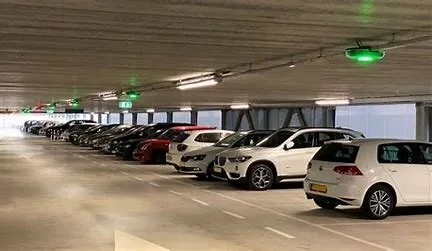 Smart Parking : સુરતમાં 5 સ્થળે સ્માર્ટ પાર્કિંગ શરૂ: QR કોડથી પેમેન્ટ, કલાકના ₹5થી ₹15 ચાર્જ