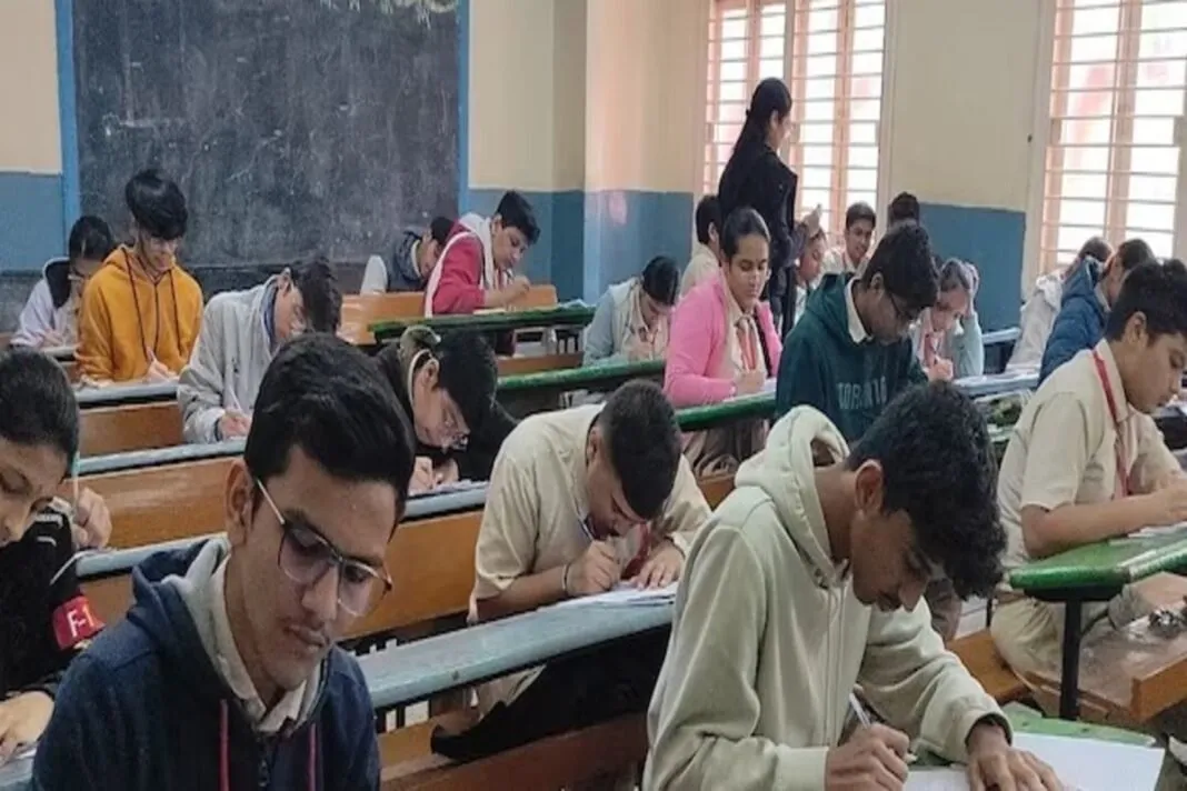 Board exam: આવતીકાલે ધોરણ 10નું અંગ્રેજી પેપર: શ્રેષ્ઠ પરિણામ માટે વિદ્યાર્થીઓએ આટલી તૈયારી કરવી જરૂરી!