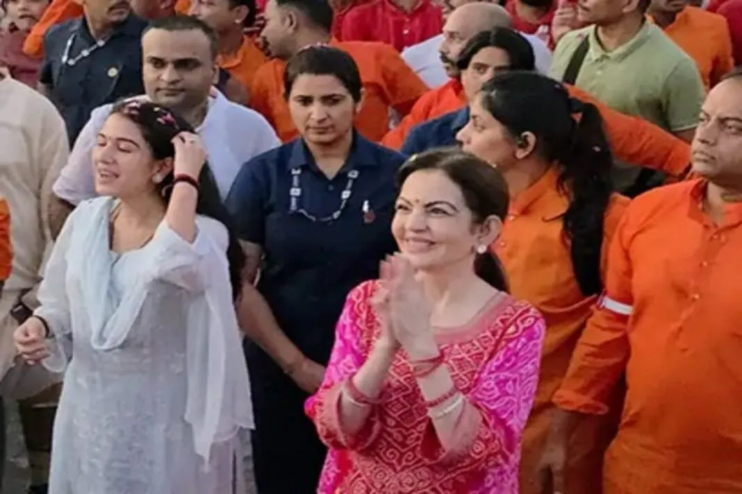 Anant Ambani Dwarka news: રામનવમીના પાવન દિવસે અનંત અંબાણીએ પૂર્ણ કરી પદયાત્રા, માતાએ ગૌરવભેર કહ્યું: “મારું હૃદય આનંદથી છલકી ઊઠ્યું”