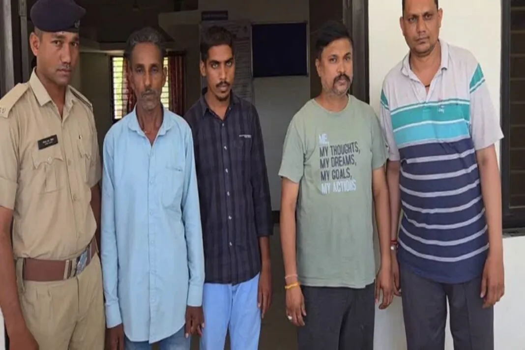 MANREGA Scam : દાહોદ જિલ્લામાં મનરેગા કૌભાંડ: મંત્રી પુત્ર સહિત 35 એજન્સીઓના નામો સામે, લાખોની ગેરરીતીનો ખુલાસો