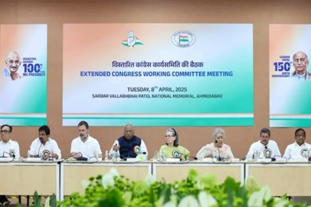 CEC Meeting in Ahmedabad: કોંગ્રેસે સરકાર બનાવવાનો વિશ્વાસ વ્યક્ત કર્યો, ભાજપે ઉડાવી મજાક