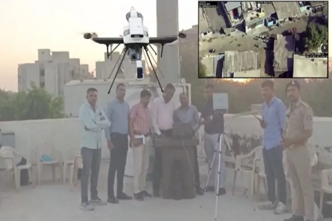 Gujarat Police Drone Response: હવે 100 નંબર પર કોલ કરતા જ ‘ડ્રોન પોલીસ’ સ્થળ પર પહોંચશે! ગુજરાતમાં લોન્ચ થયો અનોખો પ્રોજેક્ટ
