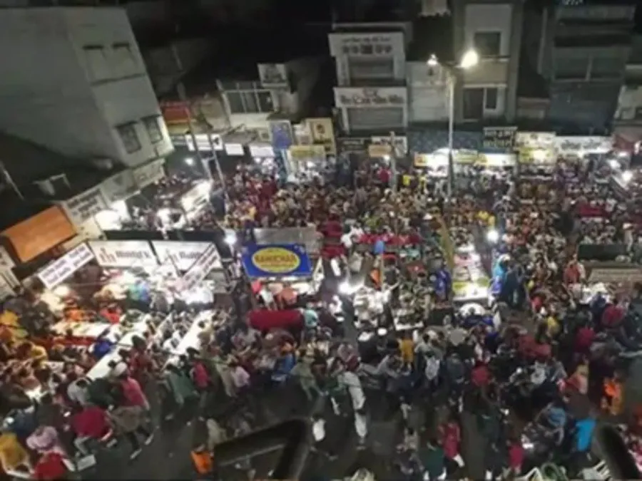 Manek Chowk Night Food Market Reopening