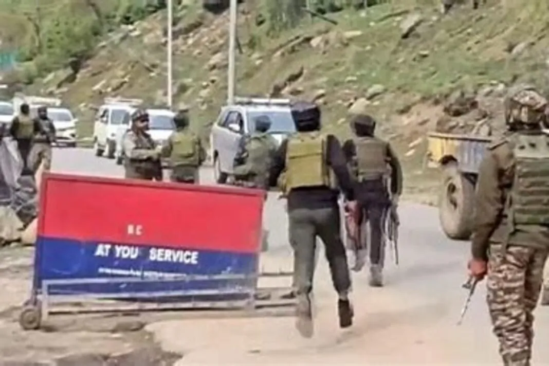 kashmir terrorist attack : કાશ્મીરમાં ગુજરાતીઓ માટે ચિંતાજનક સ્થિતિ, પ્રવાસીઓએ ખાસ ધ્યાન આપવા વિનંતી – નહીં તો પડી શકે છે ભારે પસ્તાવો