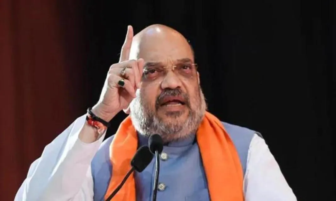 Amit Shah on Pakistan: અમિત શાહ ગાંધીનગરમાં: “ભારત પરમાણુ ધમકીઓથી ડરતું નથી, પાકિસ્તાનમાં ઘૂસીને જવાબ આપ્યો”