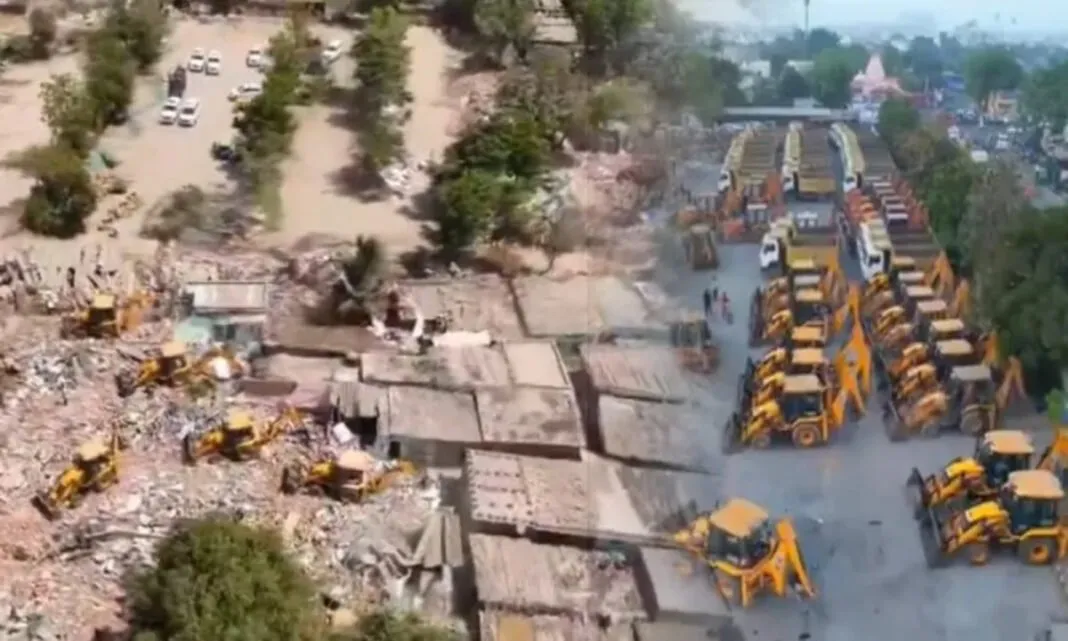 Chandola Lake Bulldozer Action: ચંડોળા તળાવ વિસ્તાર ફરી ચર્ચામાં: 20 મેથી AMC બુલડોઝર ઝુંબેશ શરૂ કરશે