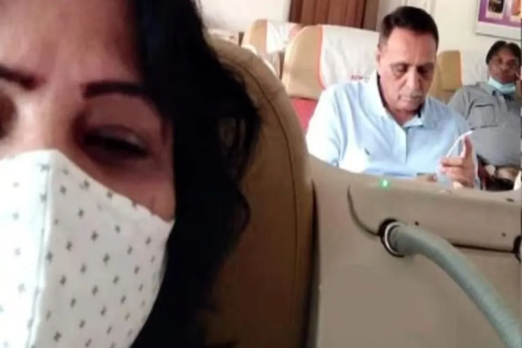 Ahmedabad plane carsh : અમદાવાદ પ્લેન ક્રેશ: 2D સીટ પર બેઠા હતા વિજય રૂપાણી, સંપૂર્ણ મુસાફરોની યાદી અહીં છેAhmedabad plane carsh : અમદાવાદ પ્લેન ક્રેશ: 2D સીટ પર બેઠા હતા વિજય રૂપાણી, સંપૂર્ણ મુસાફરોની યાદી અહીં છે