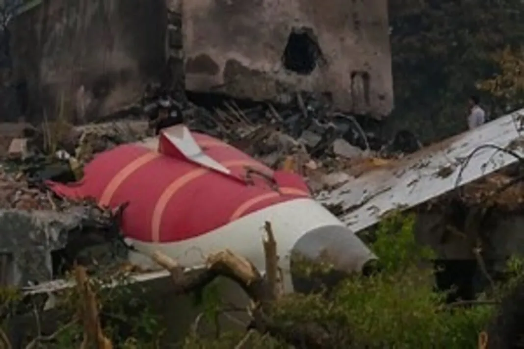 Air India Boeing 787 crash 2025: શું ખરેખર સલામત છે બોઇંગ 787 ડ્રીમલાઇનર? અમદાવાદ અકસ્માતે જગાવ્યો નવો પ્રશ્ન
