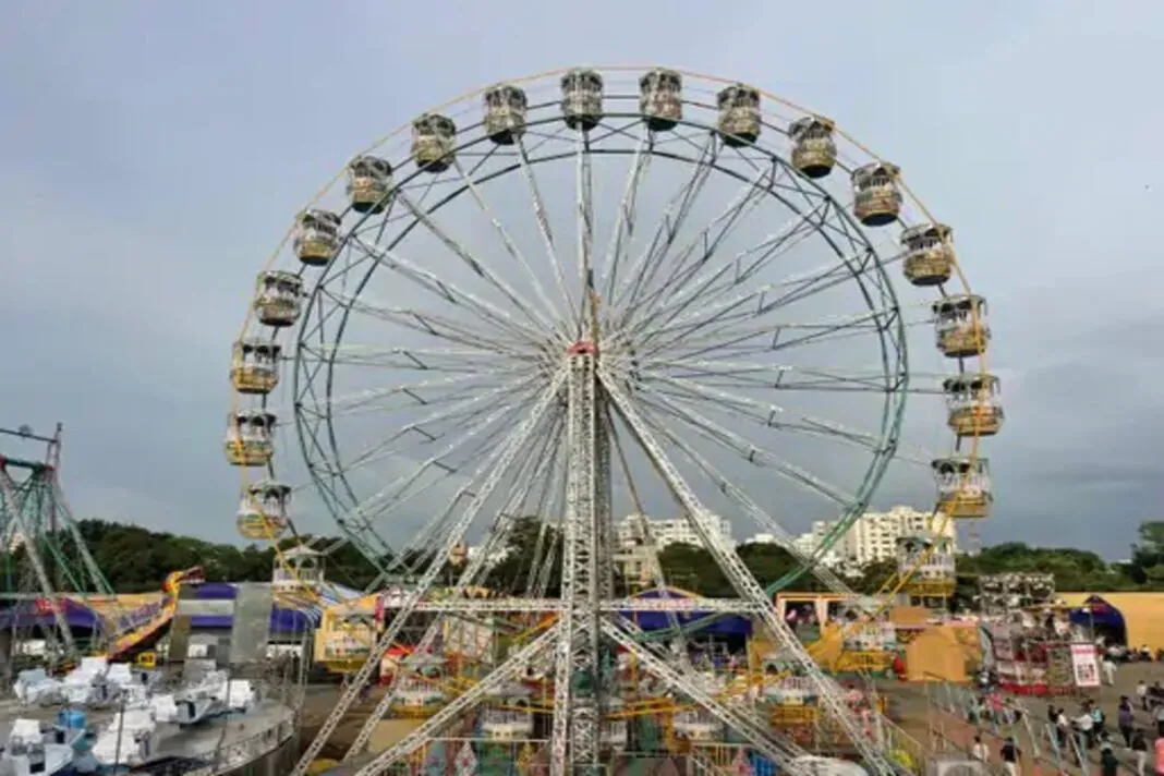 Rajkot Mela Ride Foundation Issue: રાજકોટમાં જન્માષ્ટમી મેળો : રાઈડ્સ SOPના કડક નિયમોને લઈને વિવાદ અને બહિષ્કારની ધમકી